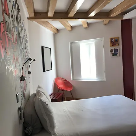 House Petit Lusa 3* Lissabon