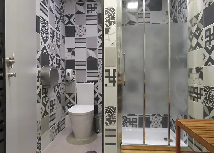 Πανσιόν House Petit Lusa 3*