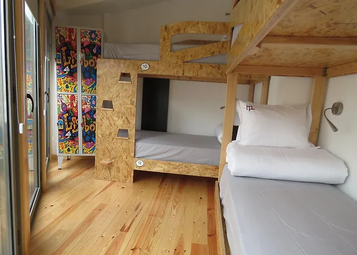 Πανσιόν House Petit Lusa 3*