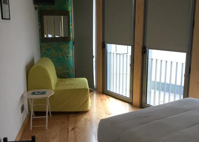 Πανσιόν House Petit Lusa 3*