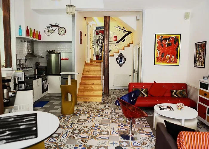 House Petit Lusa 3* Lisboa