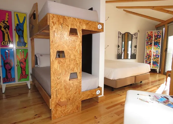 House Petit Lusa Πανσιόν 3*