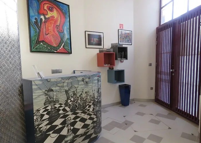 House Petit Lusa Πανσιόν 3*