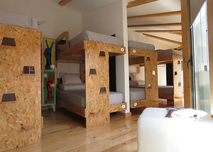 Πανσιόν House Petit Lusa 3*
