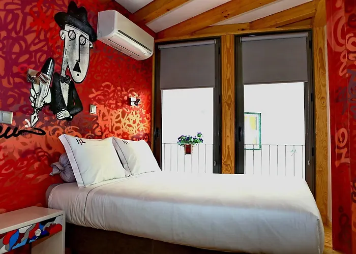 Πανσιόν House Petit Lusa 3*