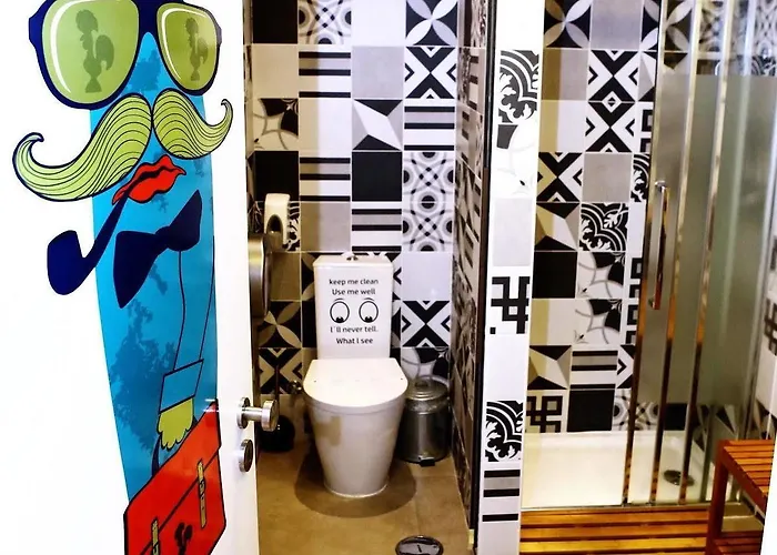 Πανσιόν House Petit Lusa 3*