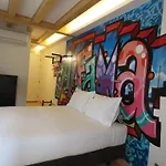 Pensión House Petit Lusa 3*