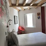 House Petit Lusa 3* Lisboa