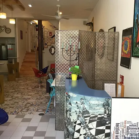 House Petit Lusa Лиссабон