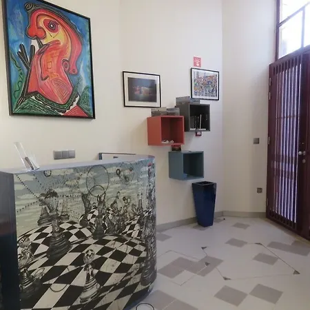 House Petit Lusa Гостевой дом 3*