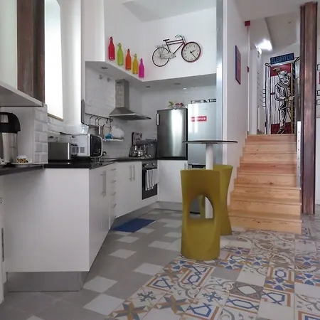 House Petit Lusa Гостевой дом 3*