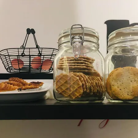 House Petit Lusa 3* Лиссабон